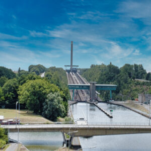 Prise de vue aérienne par drone pour la promotion de sites touristiques